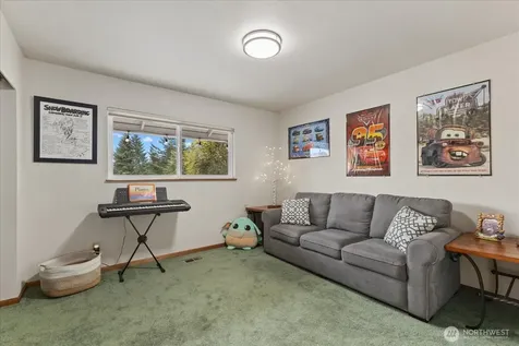 17151 SE Petrovitsky Road Renton WA 98058