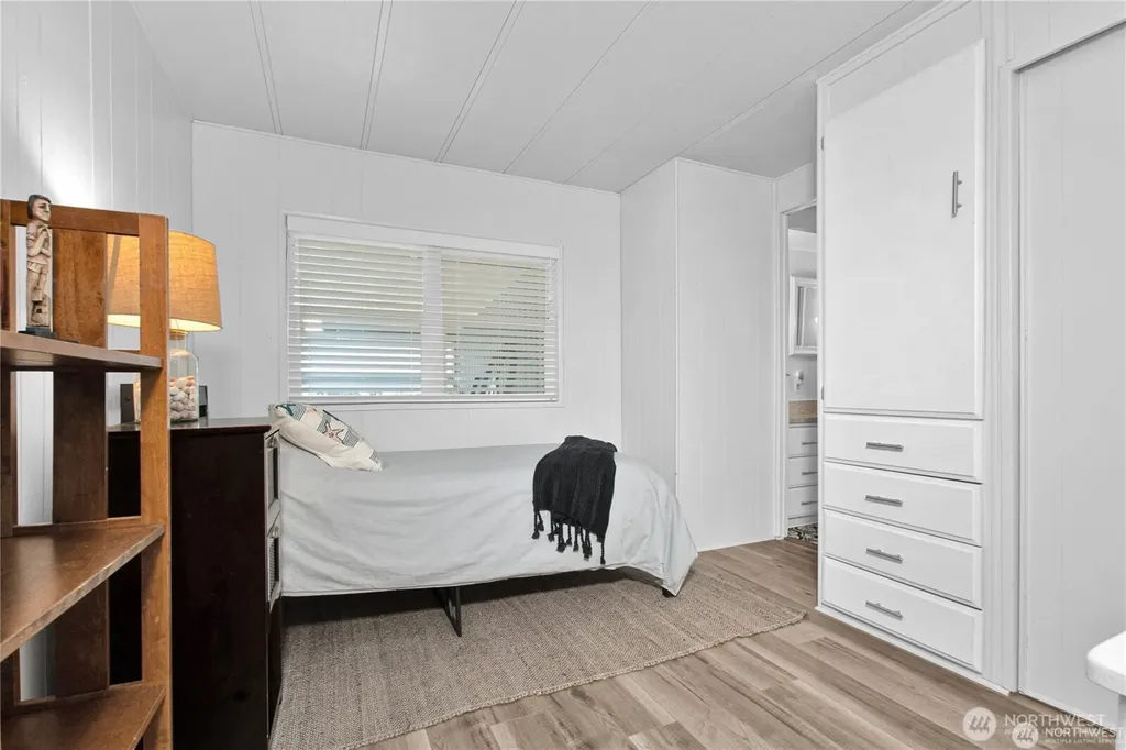 10029 Whitecap Drive NW Olympia WA 98502