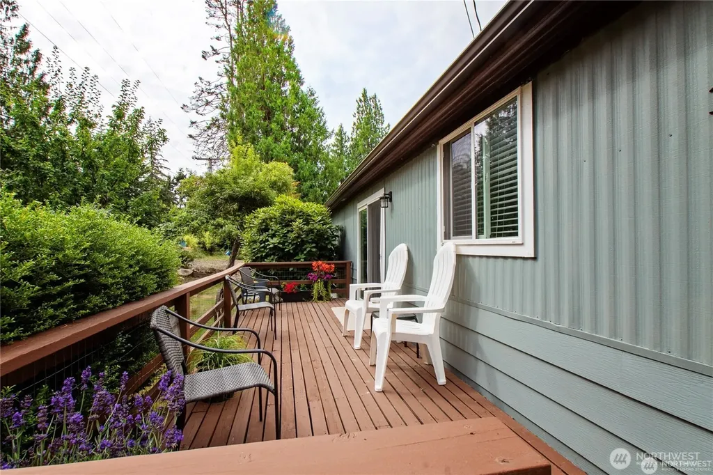 10029 Whitecap Drive NW Olympia WA 98502