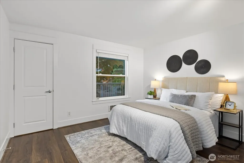 22910 90th Avenue W Edmonds WA 98026