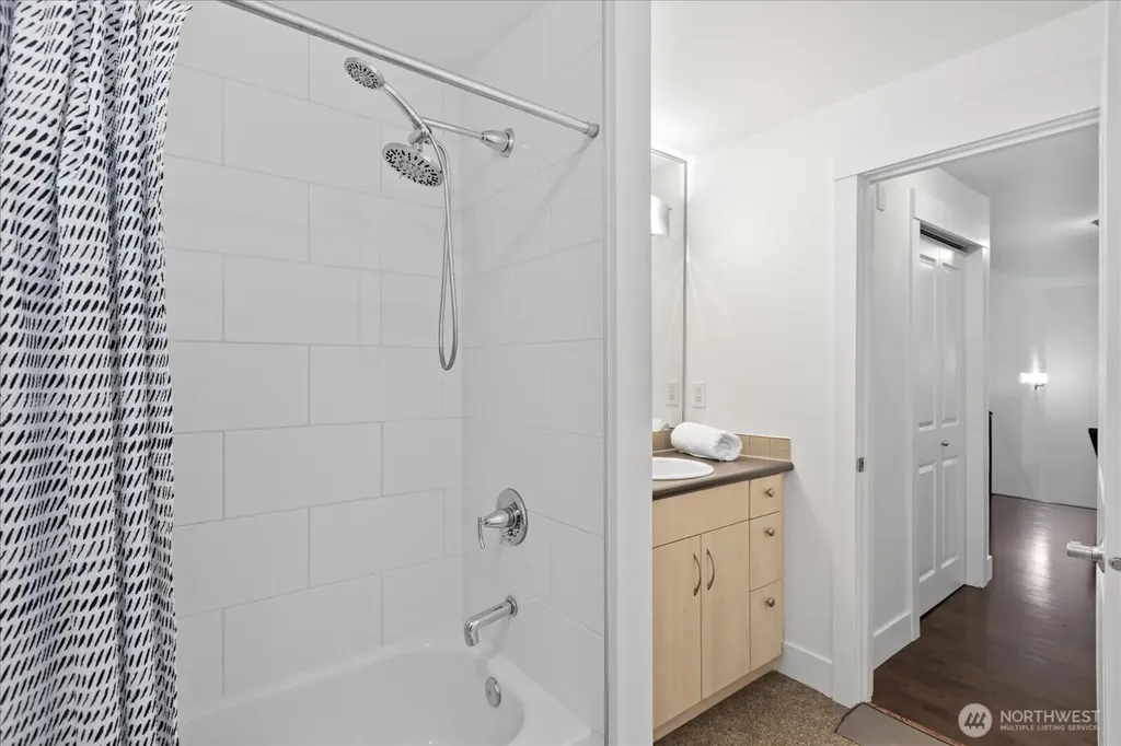 22910 90th Avenue W Edmonds WA 98026