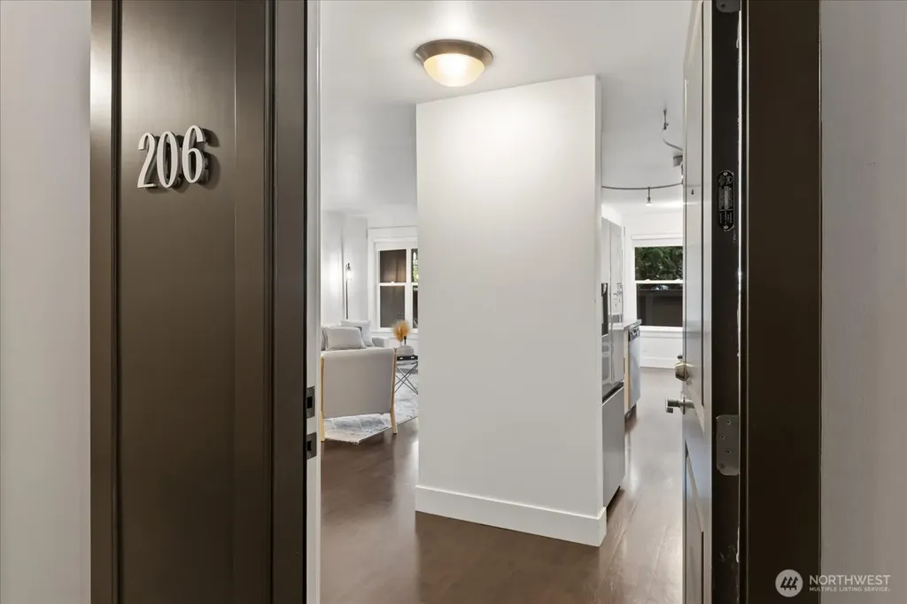 22910 90th Avenue W Edmonds WA 98026