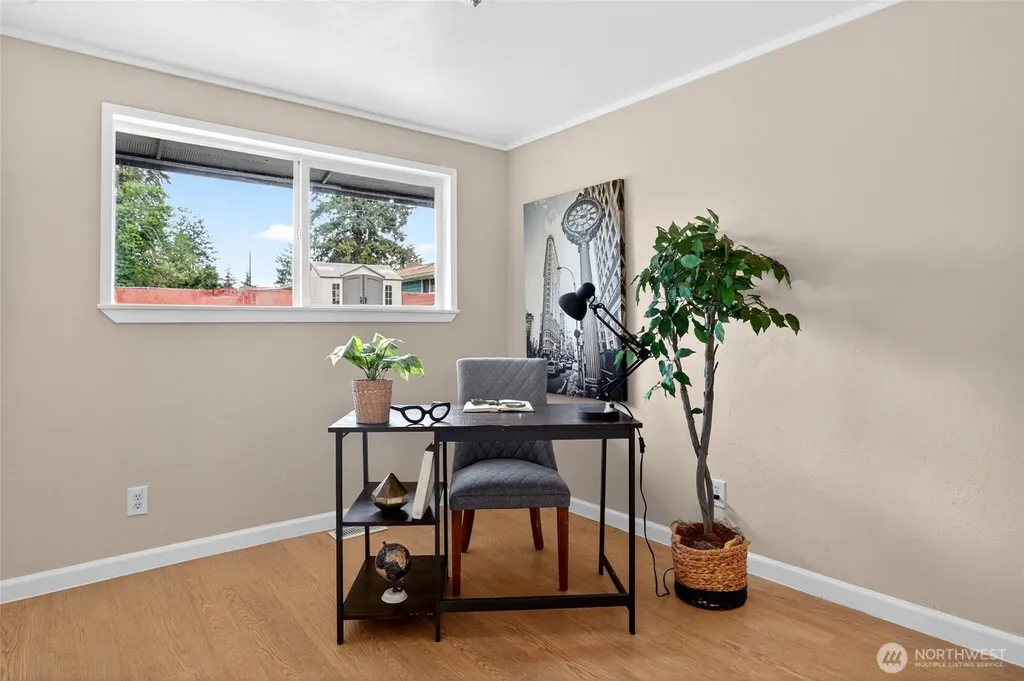 24911 38th Avenue S Kent WA 98032