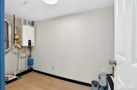 24911 38th Avenue S Kent WA 98032