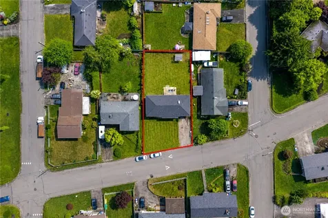 24911 38th Avenue S Kent WA 98032