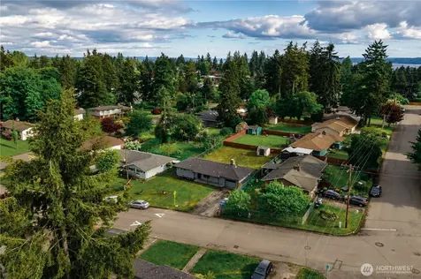 24911 38th Avenue S Kent WA 98032