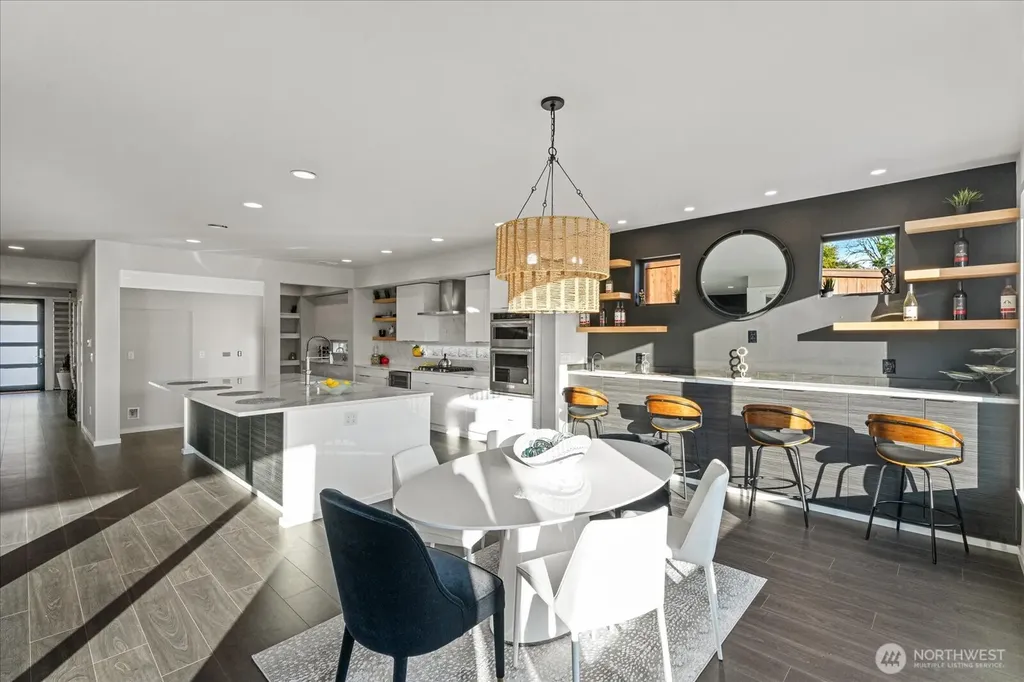 21713 SE 256th Place Maple Valley WA 98038