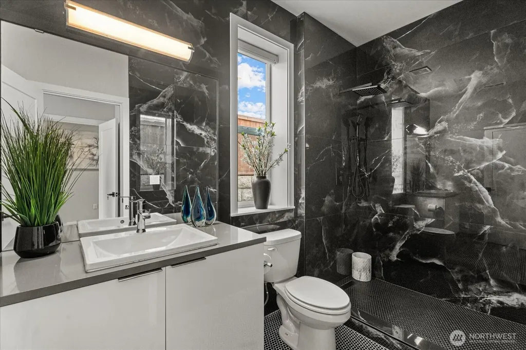 21713 SE 256th Place Maple Valley WA 98038