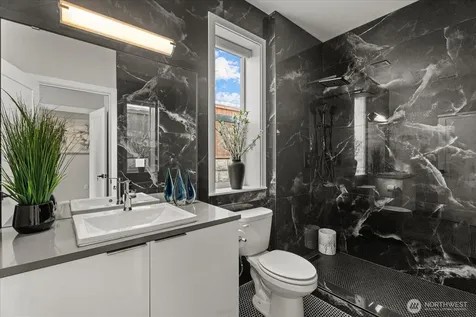21713 SE 256th Place Maple Valley WA 98038