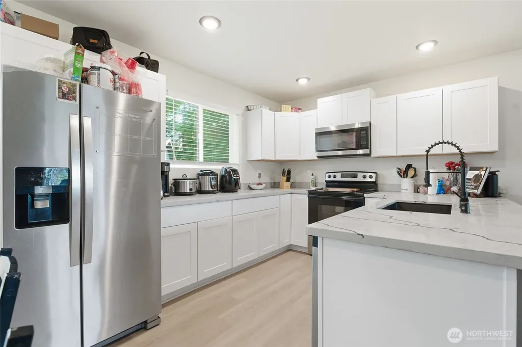 6214 Knoble Road E Spanaway WA 98387