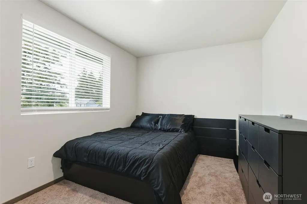 6214 Knoble Road E Spanaway WA 98387