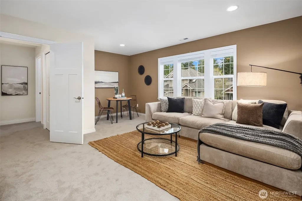 21417 SE 2nd Street Sammamish WA 98074