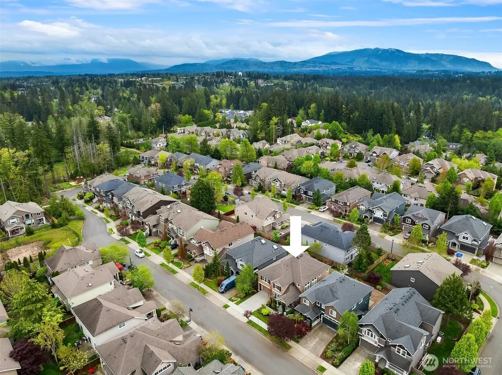 21417 SE 2nd Street Sammamish WA 98074