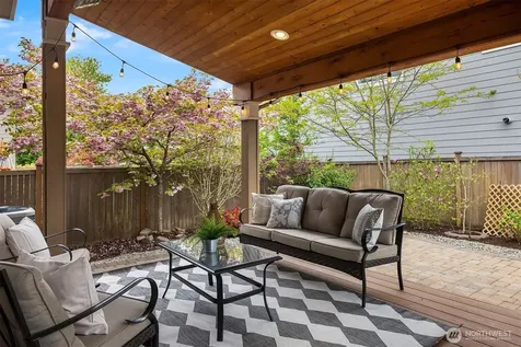21417 SE 2nd Street Sammamish WA 98074
