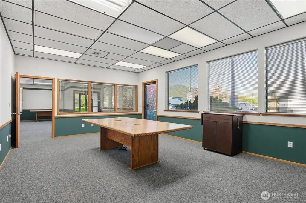 123 E Johnson Street Chelan WA 98816