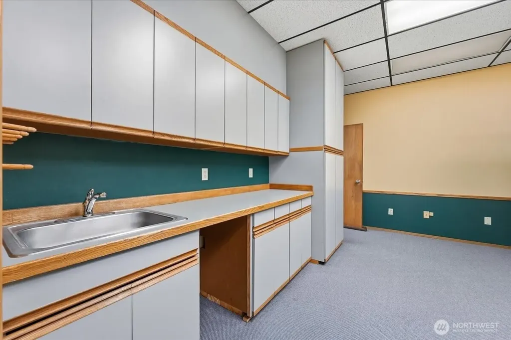 123 E Johnson Street Chelan WA 98816