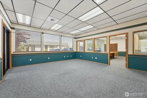 123 E Johnson Street Chelan WA 98816