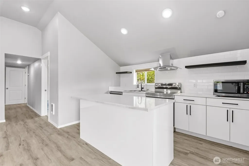 135 171st Street E Spanaway WA 98387