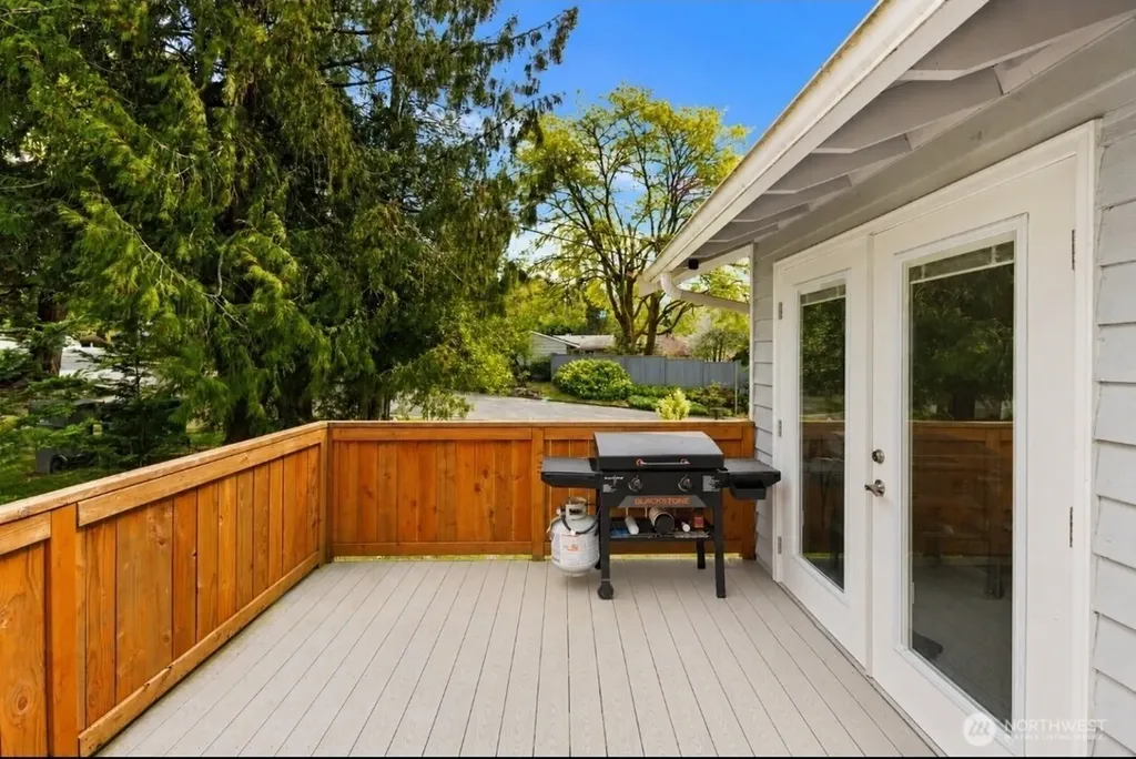 11102 126th Avenue NE Kirkland WA 98033