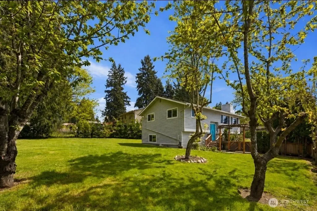 11102 126th Avenue NE Kirkland WA 98033