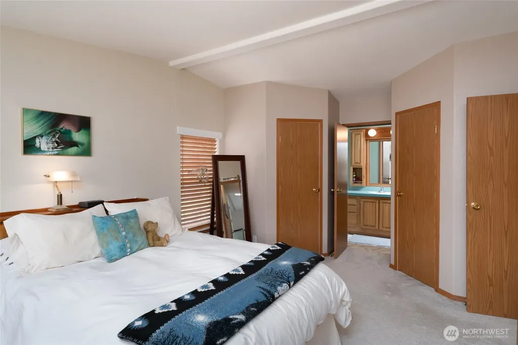 24160 N West View Road Mount Vernon WA 98274
