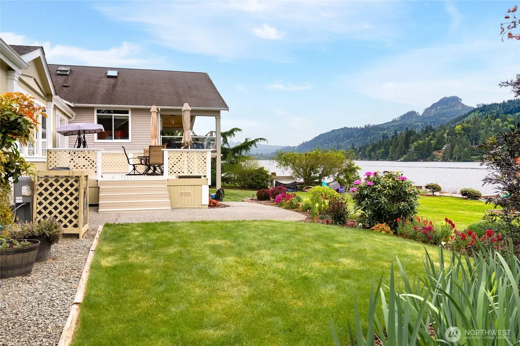 24160 N West View Road Mount Vernon WA 98274