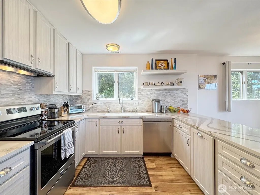 250 North Street Sequim WA 98382