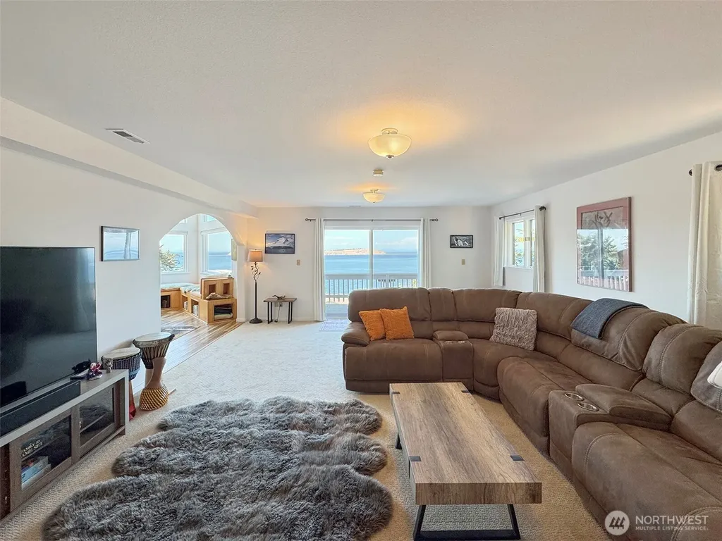 250 North Street Sequim WA 98382