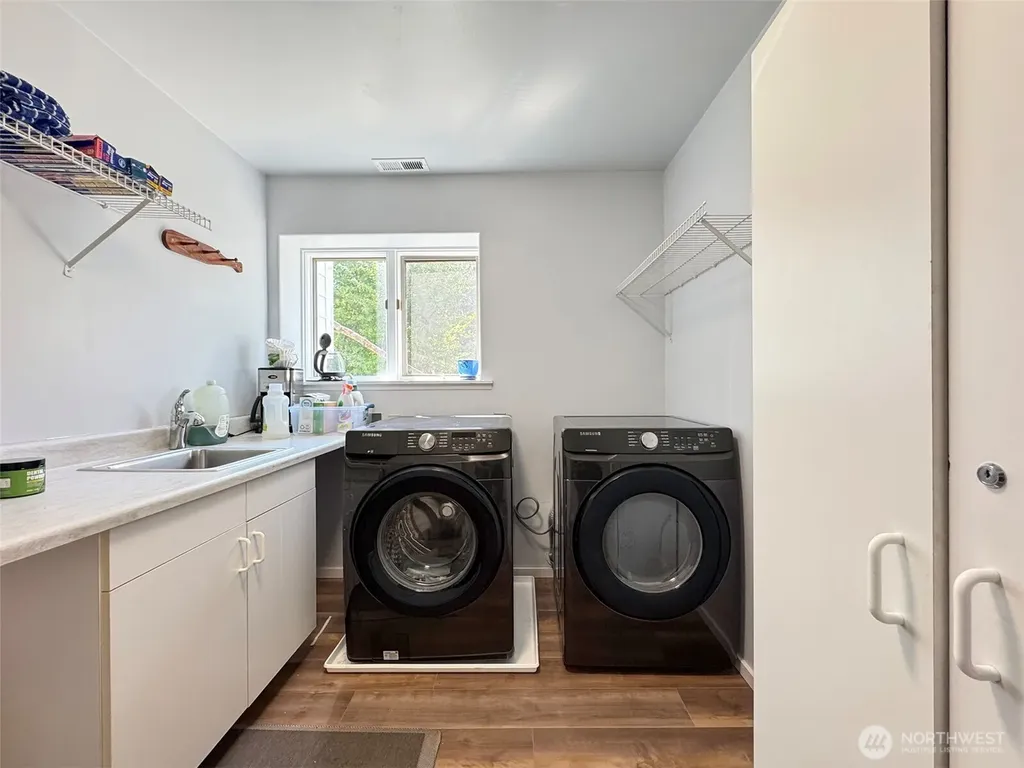 250 North Street Sequim WA 98382