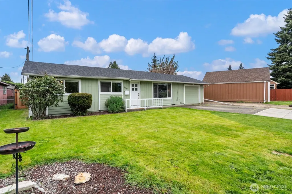 720 32nd Avenue Longview WA 98632