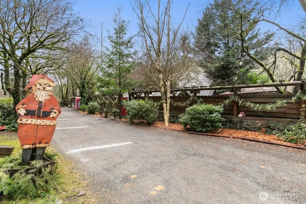 25629 NE Redmond Fall City Road Redmond WA 98053