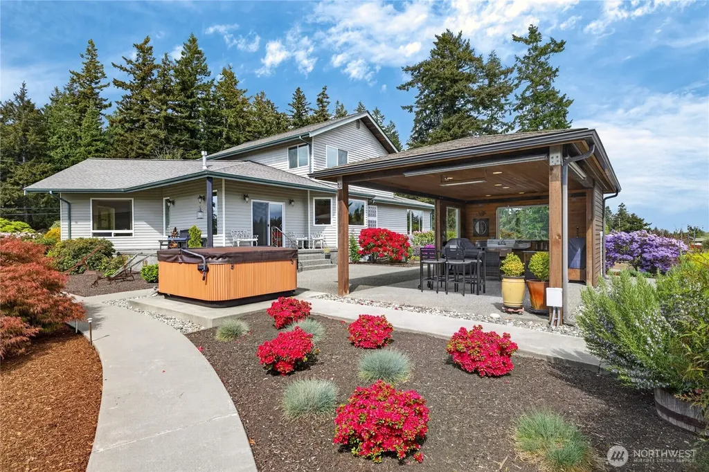 1019 Haddon Road Anacortes WA 98221