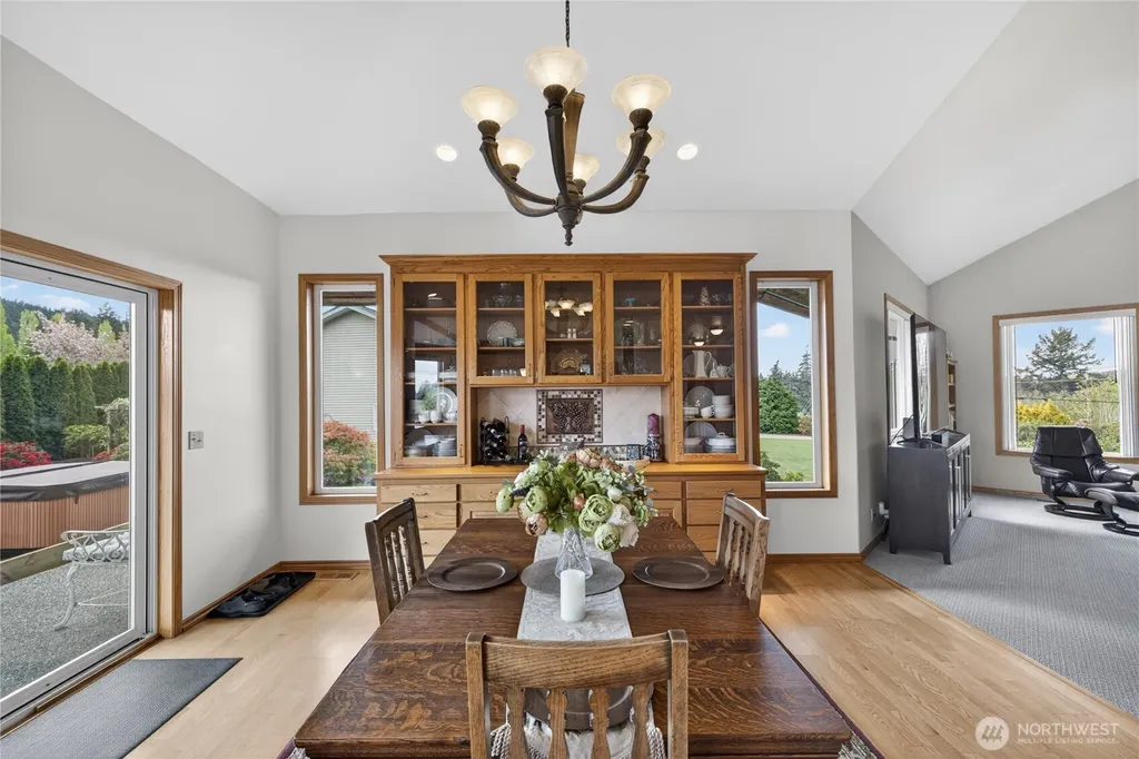1019 Haddon Road Anacortes WA 98221