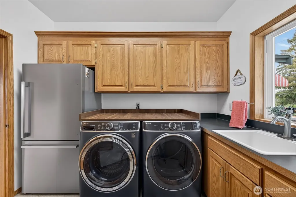 1019 Haddon Road Anacortes WA 98221