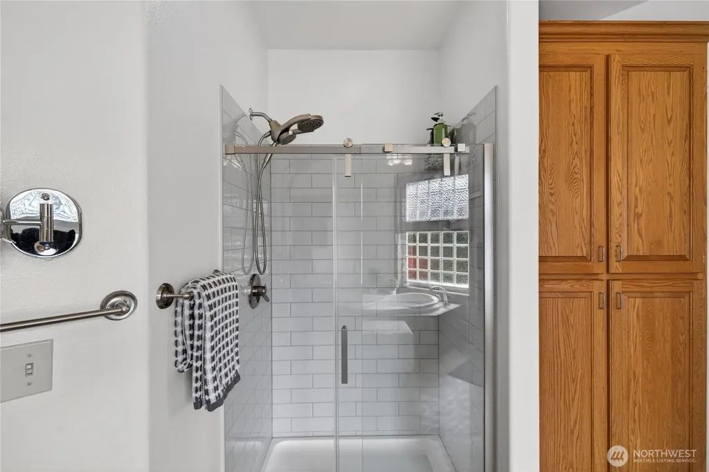 1019 Haddon Road Anacortes WA 98221
