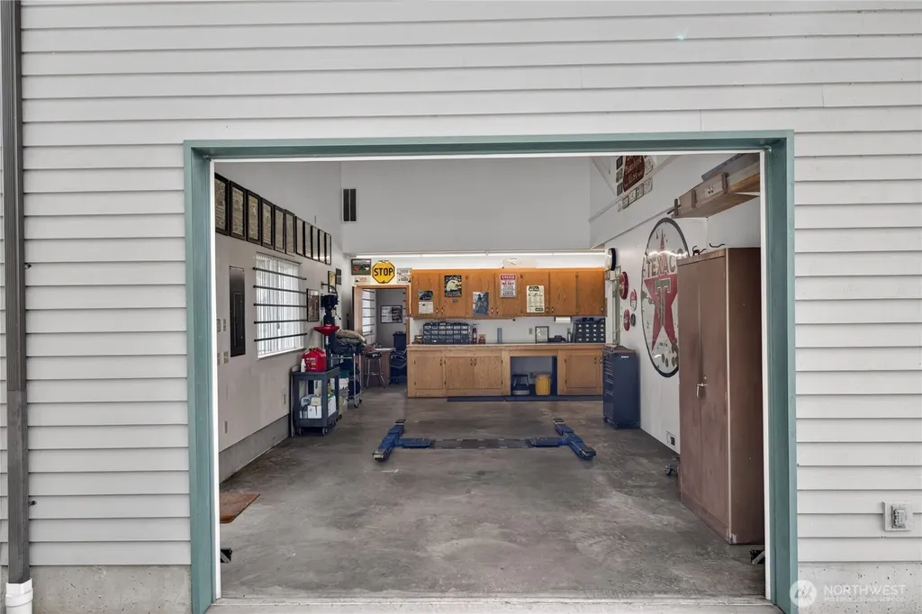 1019 Haddon Road Anacortes WA 98221