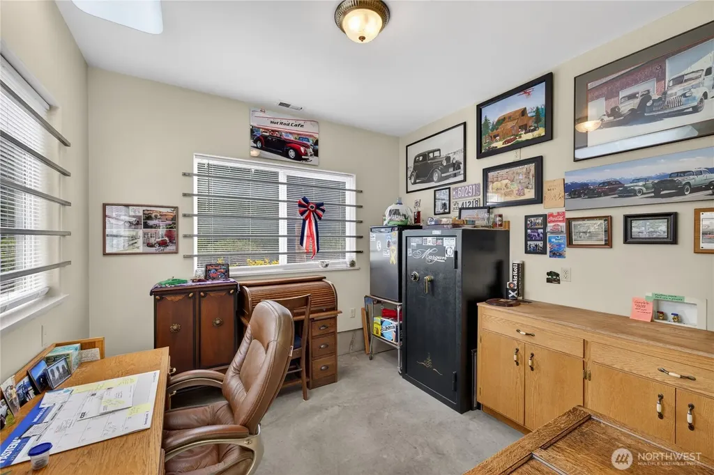 1019 Haddon Road Anacortes WA 98221