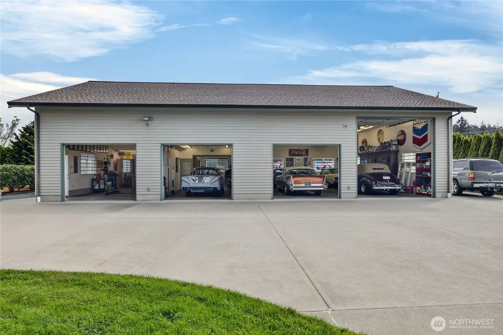 1019 Haddon Road Anacortes WA 98221