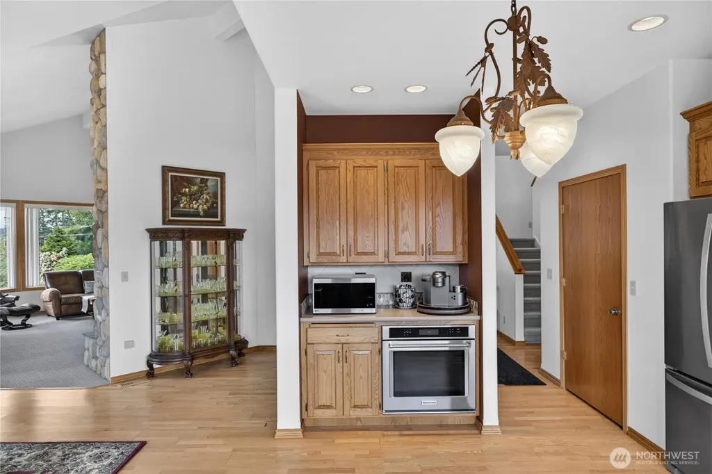 1019 Haddon Road Anacortes WA 98221