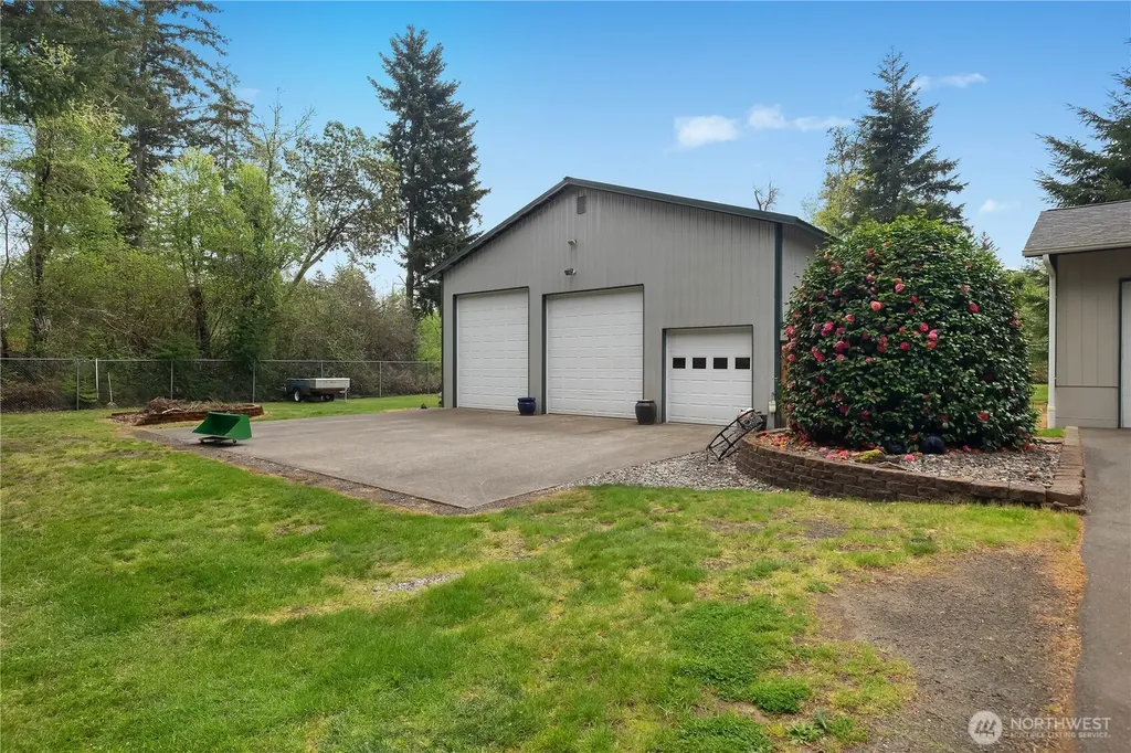 5732 Hill Street NE Olympia WA 98516