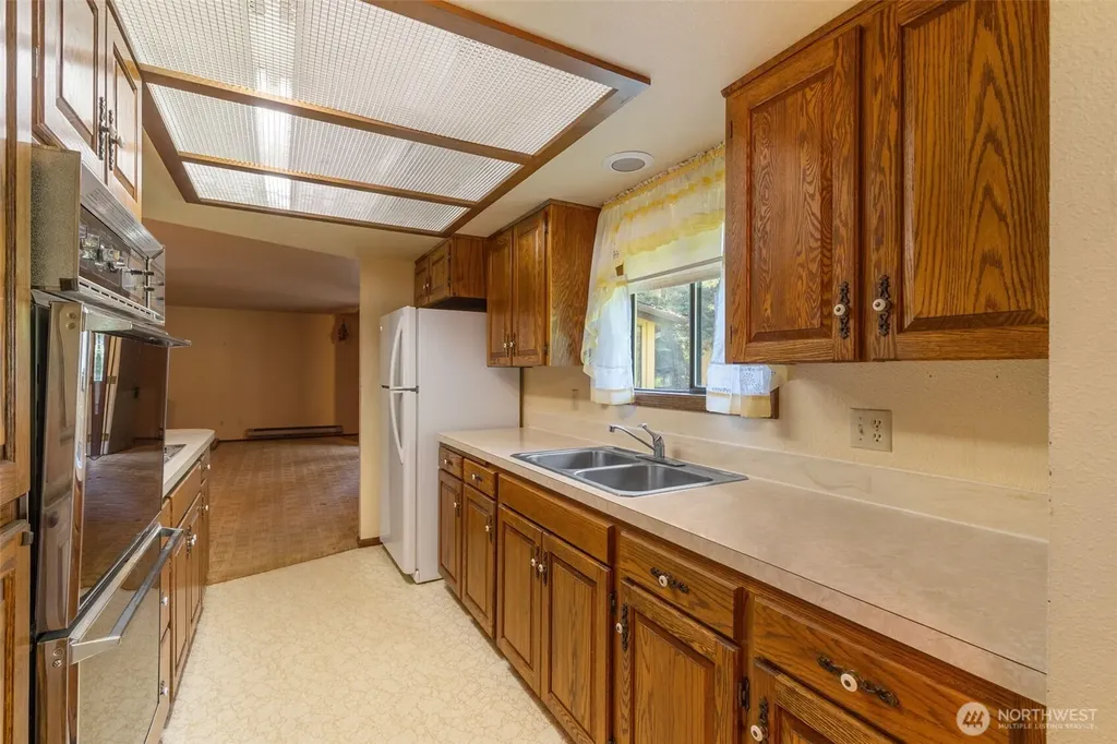334 Burchett Road Onalaska WA 98570