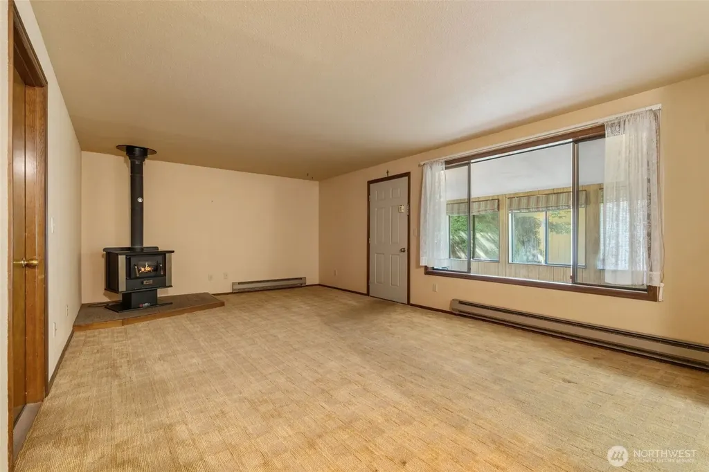 334 Burchett Road Onalaska WA 98570