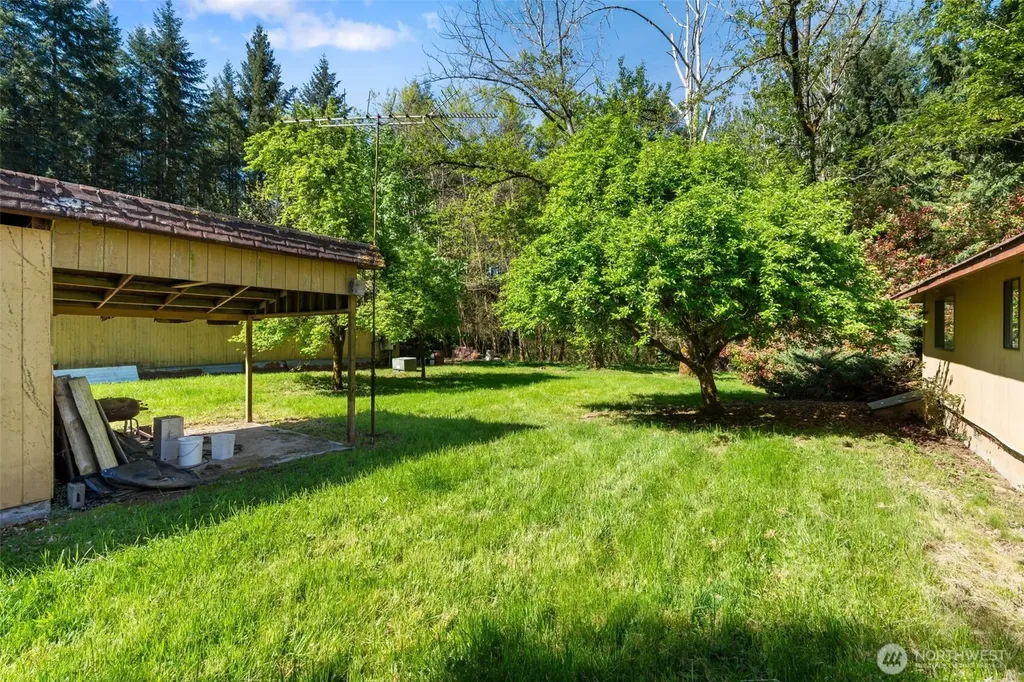 334 Burchett Road Onalaska WA 98570