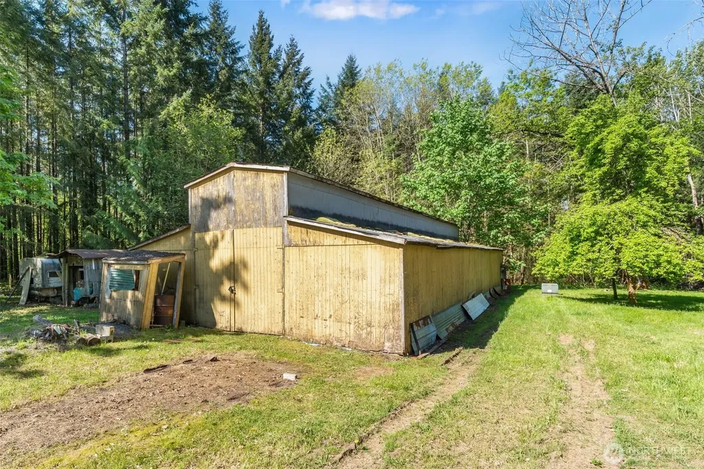334 Burchett Road Onalaska WA 98570