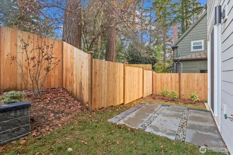 10742 Interlake Avenue N Seattle WA 98133