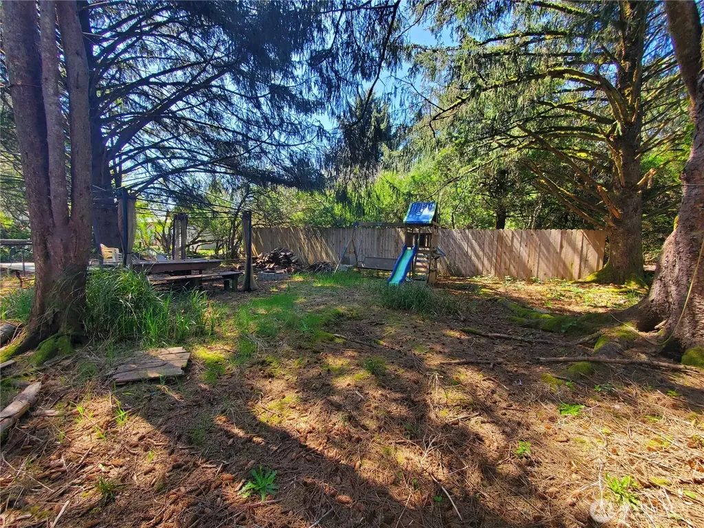333 Mizzen Street NW Ocean Shores WA 98569