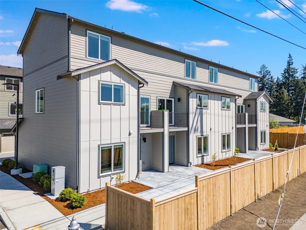 17521 13th Avenue E Spanaway WA 98387