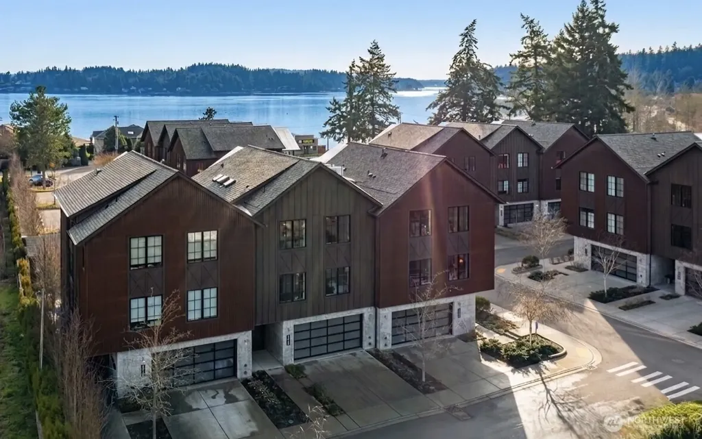 4566 Flying Goat Avenue NE Bainbridge Island WA 98110