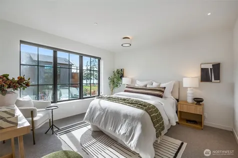 4566 Flying Goat Avenue NE Bainbridge Island WA 98110