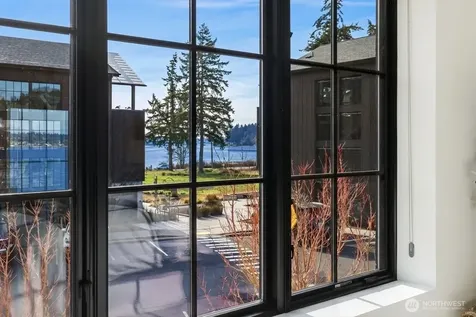 4566 Flying Goat Avenue NE Bainbridge Island WA 98110